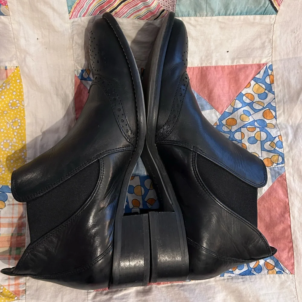 Paul Green Black Leather Booties